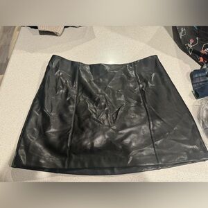 Abercrombie Skort Large